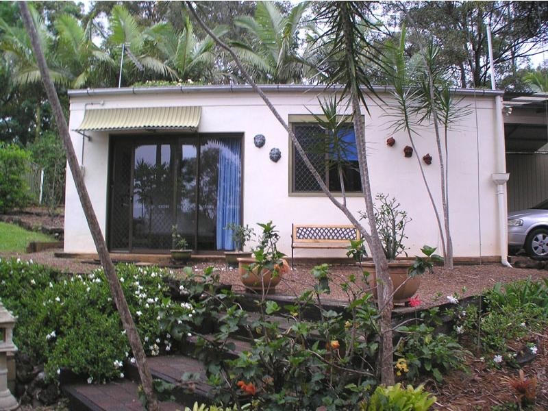 32 Country Road, Palmwoods QLD 4555