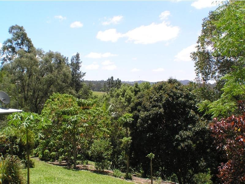 32 Country Road, Palmwoods QLD 4555