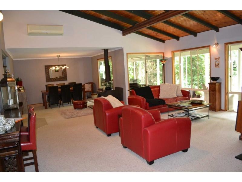 20 Taronga Place, Palmwoods, Palmwoods QLD 4555