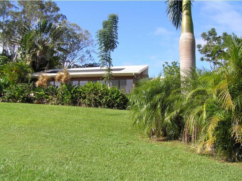 83 Simba Road, Woombye QLD 4559