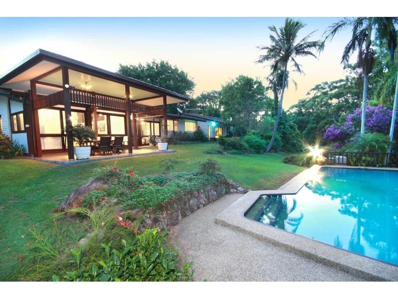 39 Towen Mount Road, Nambour QLD 4560