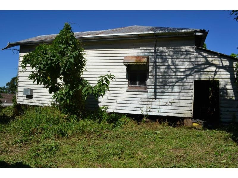Hunchy QLD 4555