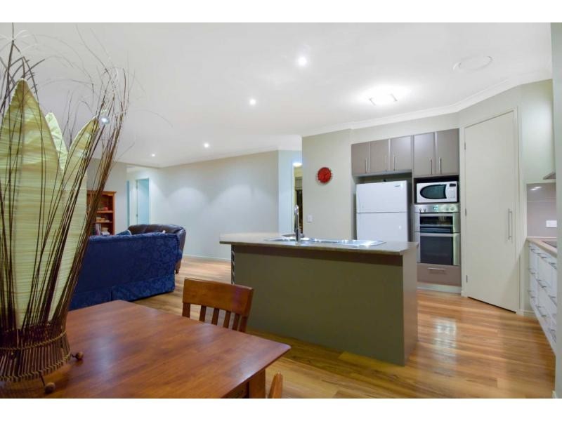 18 CURLEW Court, Maleny QLD 4552