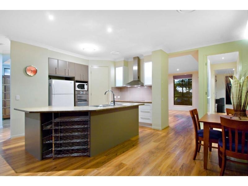 18 CURLEW Court, Maleny QLD 4552