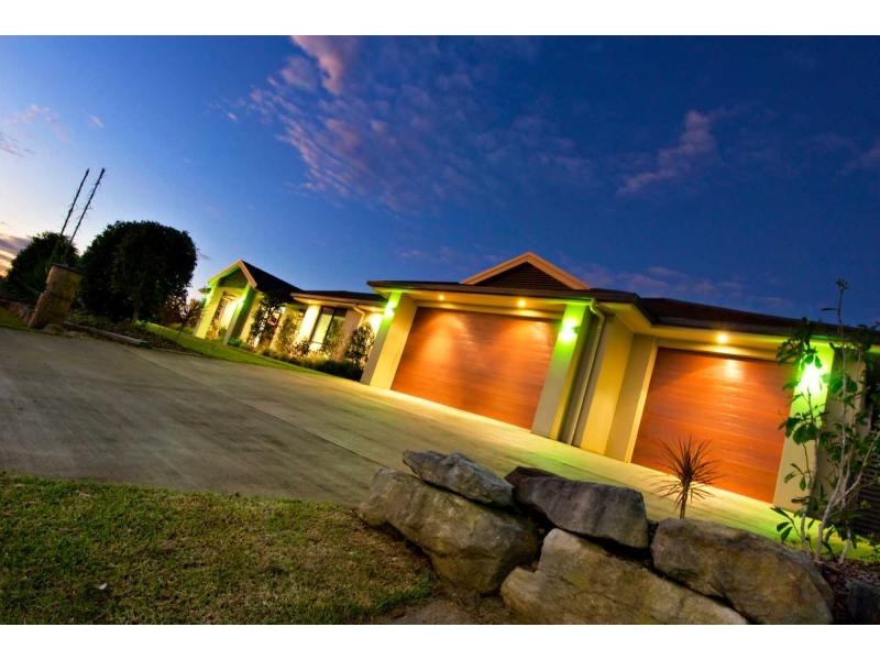 18 CURLEW Court, Maleny QLD 4552