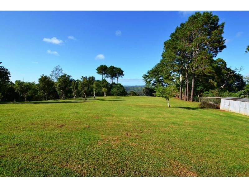 298 Western Avenue, Montville QLD 4560