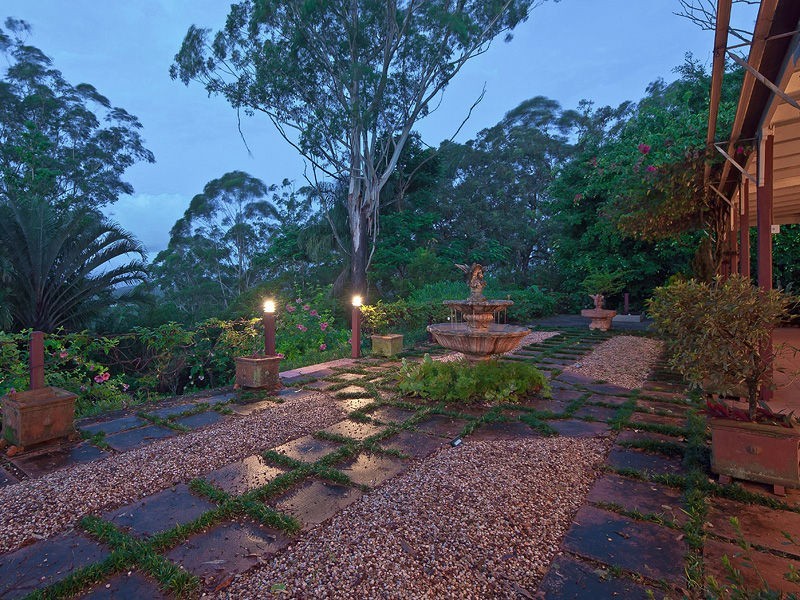 135 Chevallum School Road, Chevallum QLD 4555