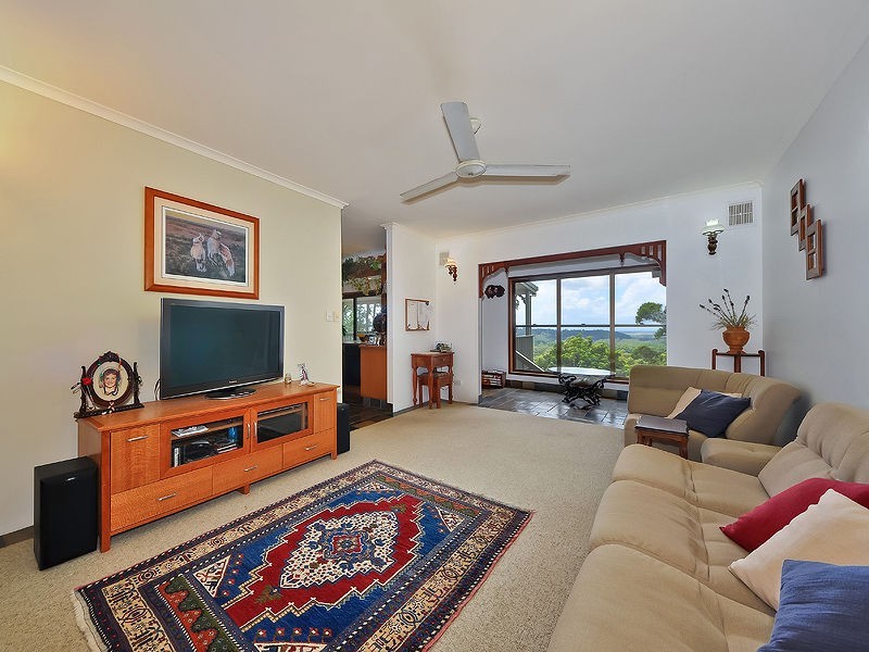 4 Bellwood Court, Kiels Mountain QLD 4559
