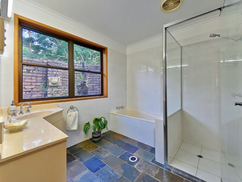 4 Bellwood Court, Kiels Mountain QLD 4559