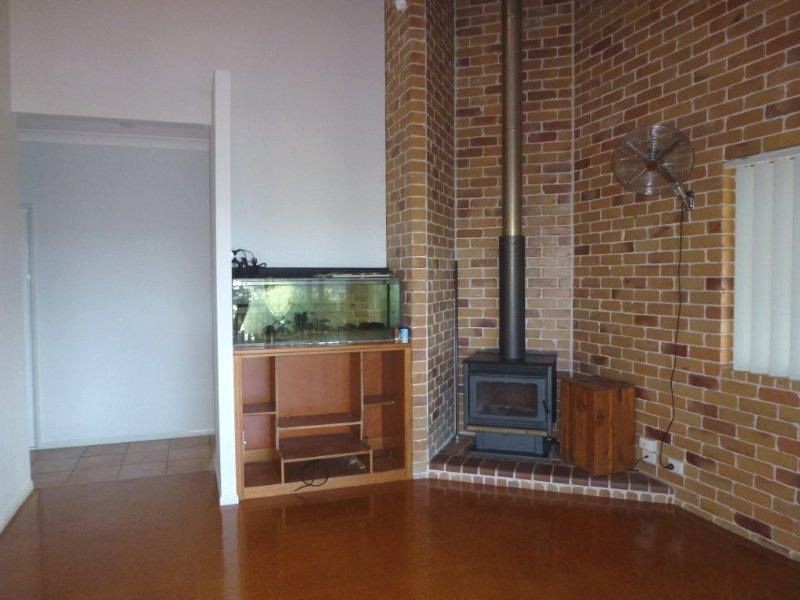 5 Albatross Avenue, Nambour QLD 4560