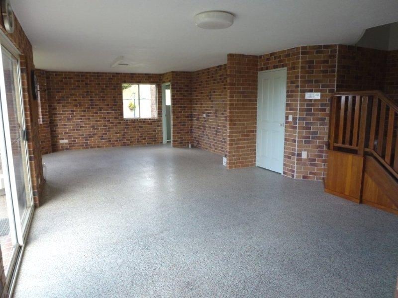 5 Albatross Avenue, Nambour QLD 4560