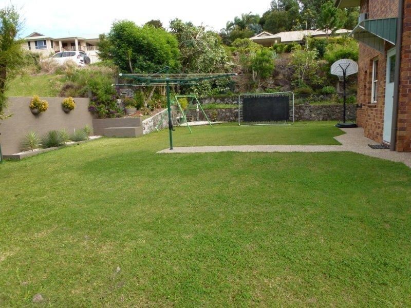 5 Albatross Avenue, Nambour QLD 4560