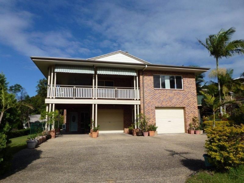 5 Albatross Avenue, Nambour QLD 4560