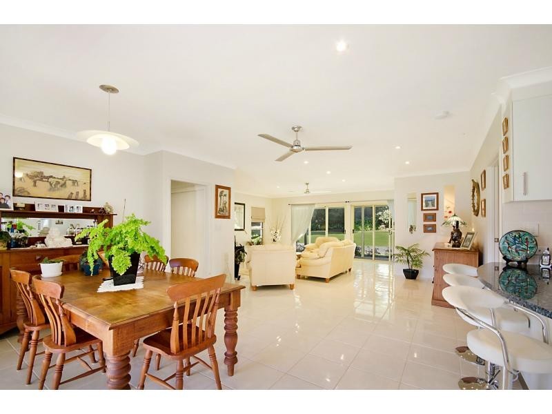 98 Landershute Road, Palmwoods QLD 4555