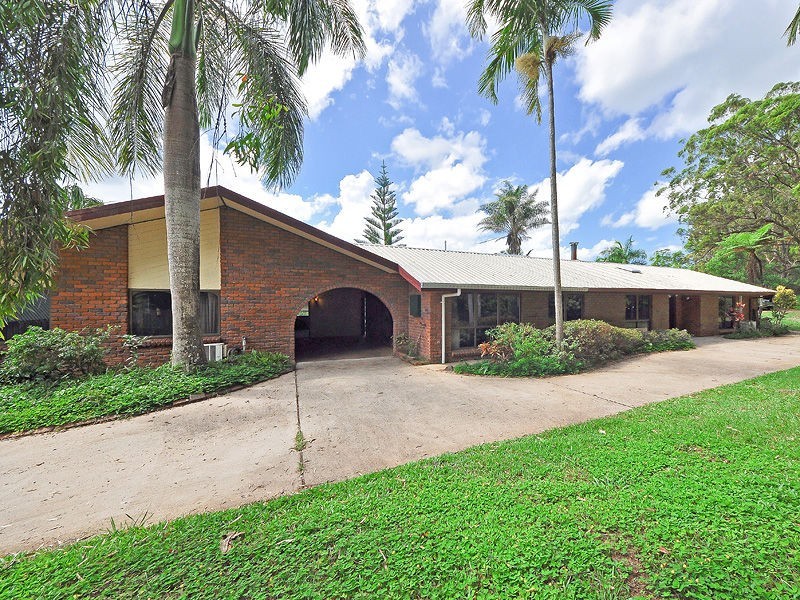 11 Aminga Court, Palmwoods QLD 4555