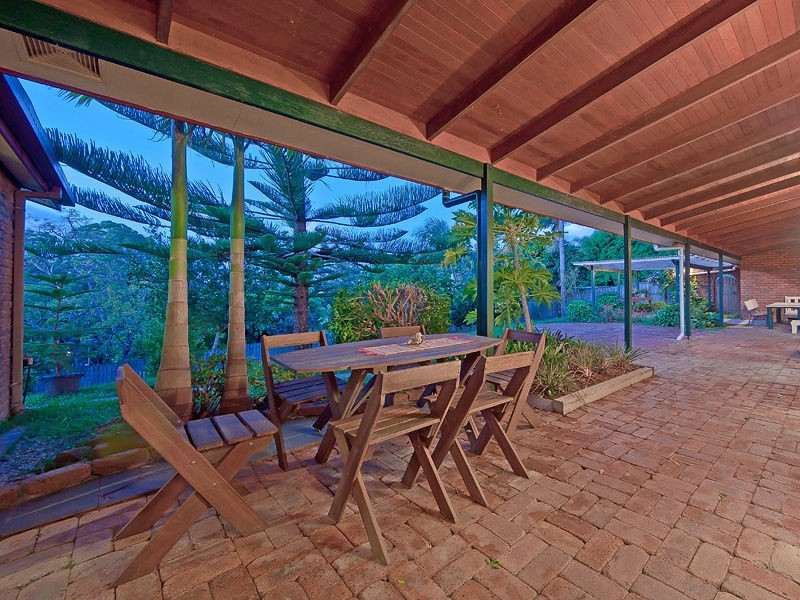 11 Aminga Court, Palmwoods QLD 4555