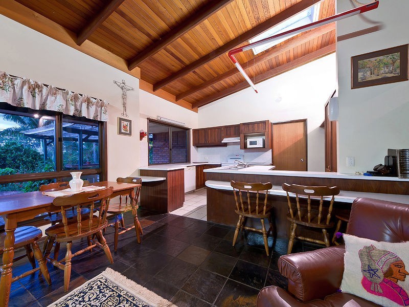 11 Aminga Court, Palmwoods QLD 4555