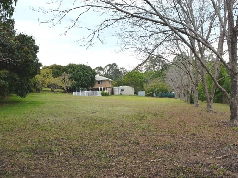 23 Lingara Avenue, Palmwoods QLD 4555