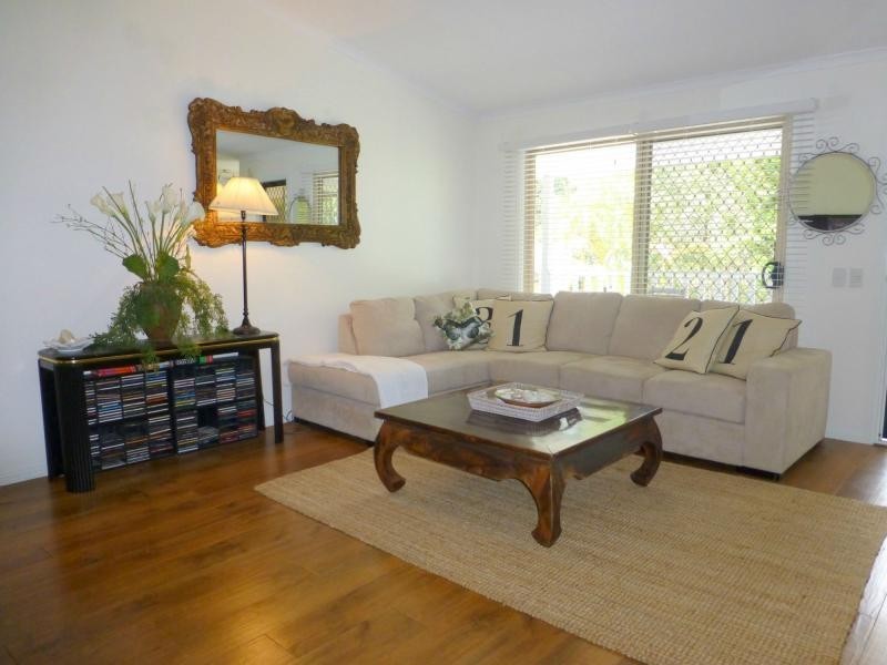 12 Bonaparte Place, Palmwoods QLD 4555