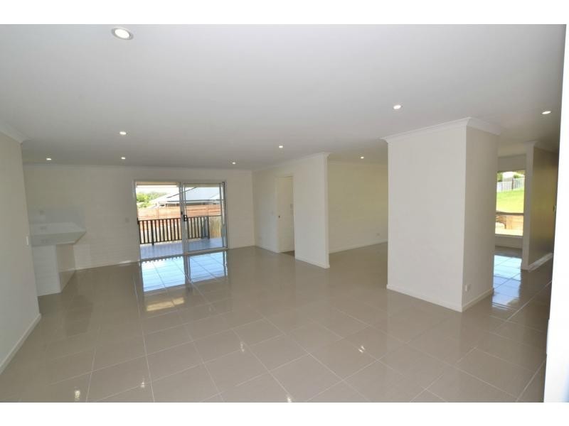 4 Kindal Court, Palmwoods QLD 4555