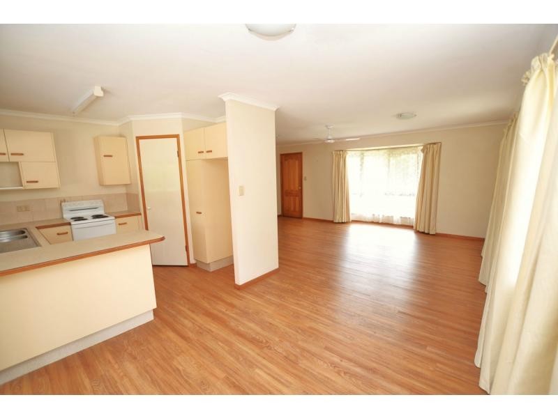8 Palmgrove Court, Palmwoods QLD 4555