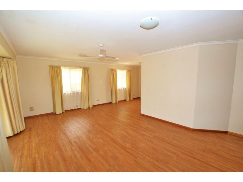 8 Palmgrove Court, Palmwoods QLD 4555