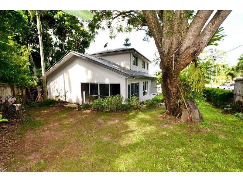4 Churchill Street, Palmwoods QLD 4555