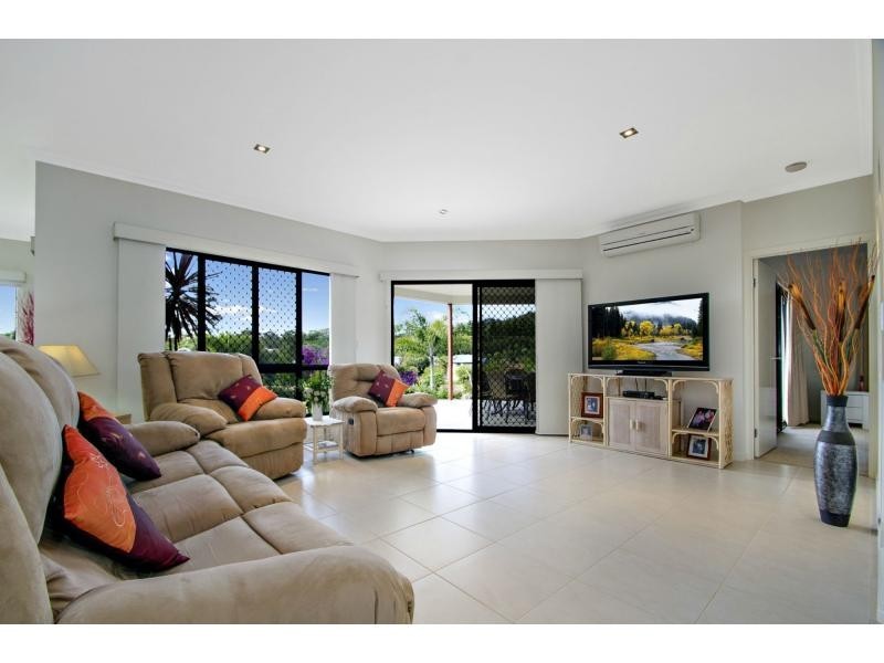 61 Petigrain Avenue, Old Orchard Estate, Palmwoods QLD 4555