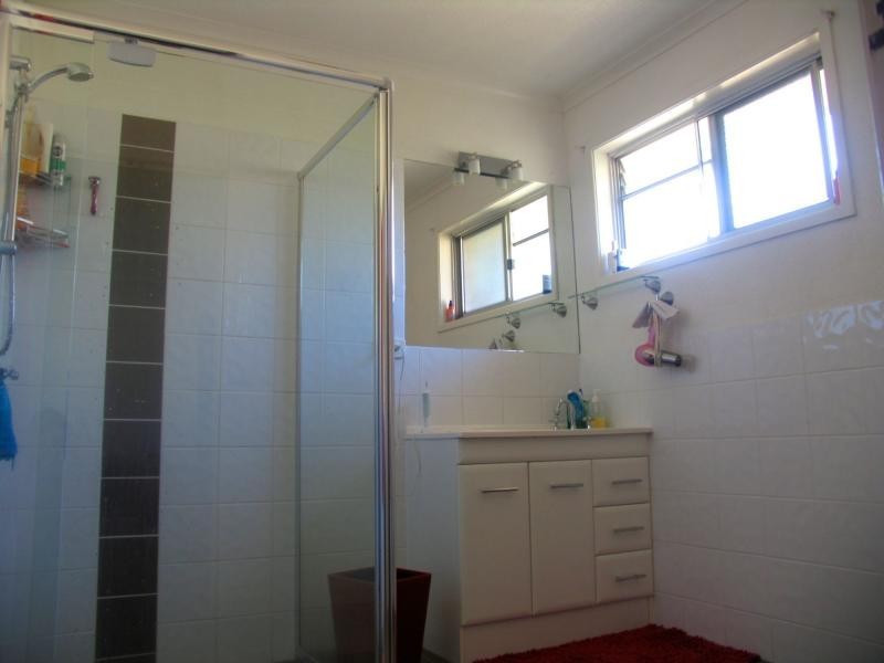 1A Lornal Court, Mooloolah Valley QLD 4553