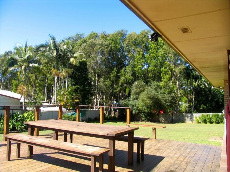 1A Lornal Court, Mooloolah Valley QLD 4553