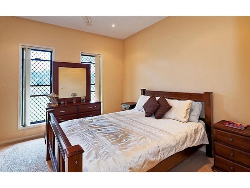 8 The Rivers Edge, Mooloolah Valley QLD 4553