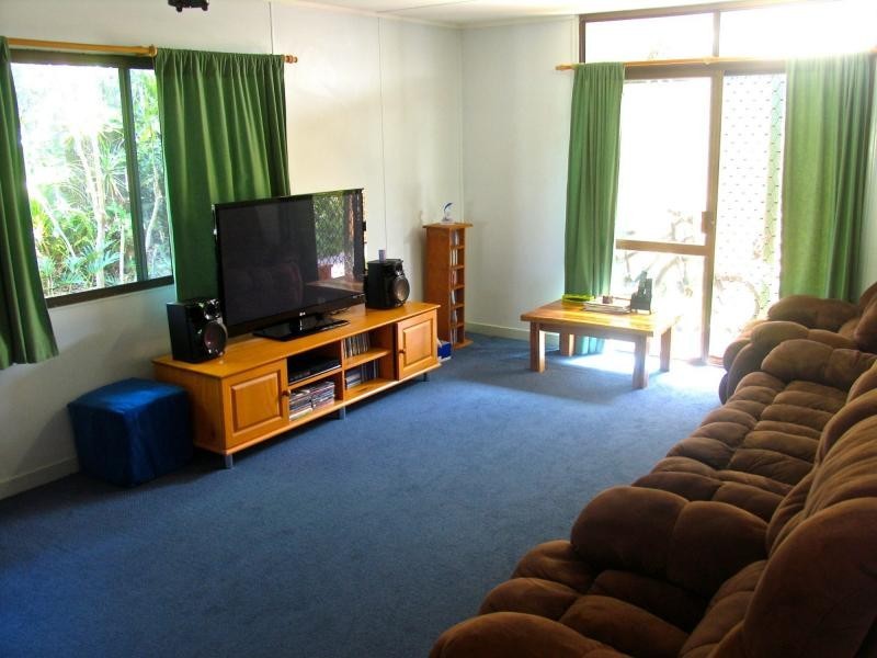 4 Holly Green Crescent, Palmwoods QLD 4555