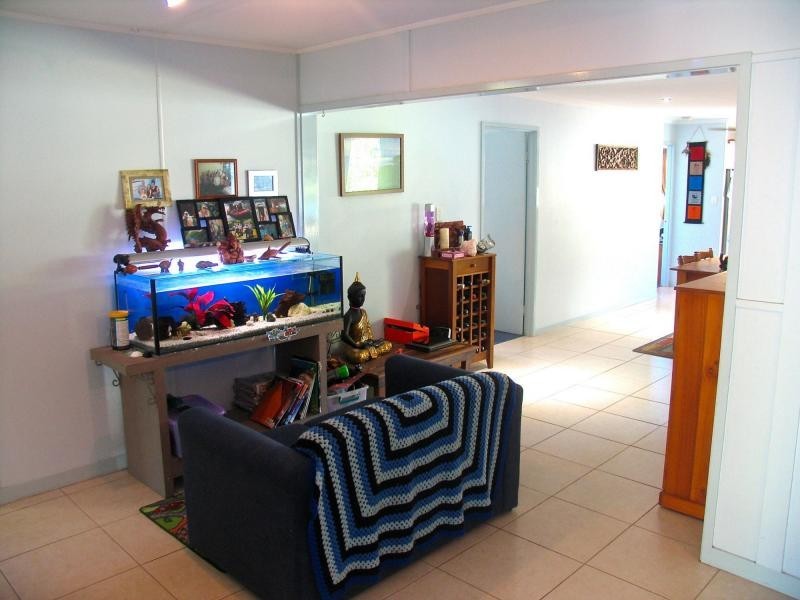 4 Holly Green Crescent, Palmwoods QLD 4555