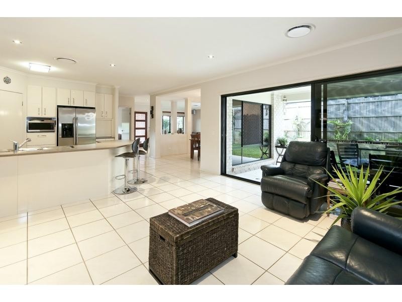 16 GALLOWS Place, PAYNTERS POCKET, Palmwoods QLD 4555