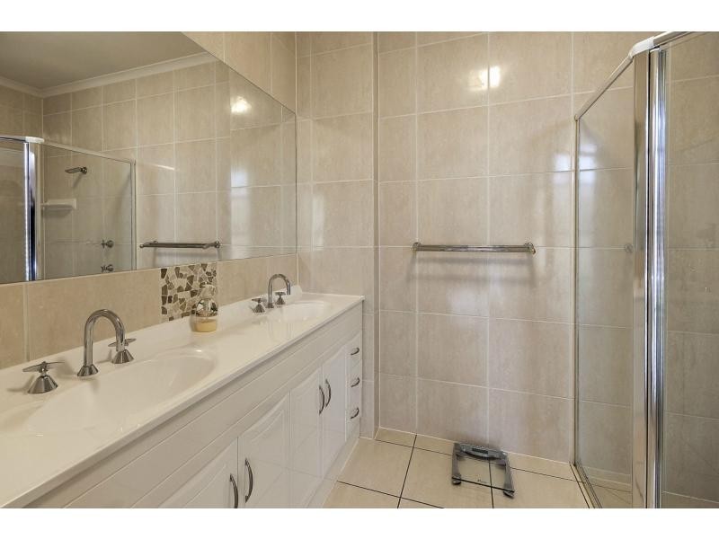 16 GALLOWS Place, PAYNTERS POCKET, Palmwoods QLD 4555