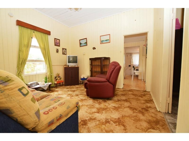 37 MAIN STREET, Palmwoods QLD 4555