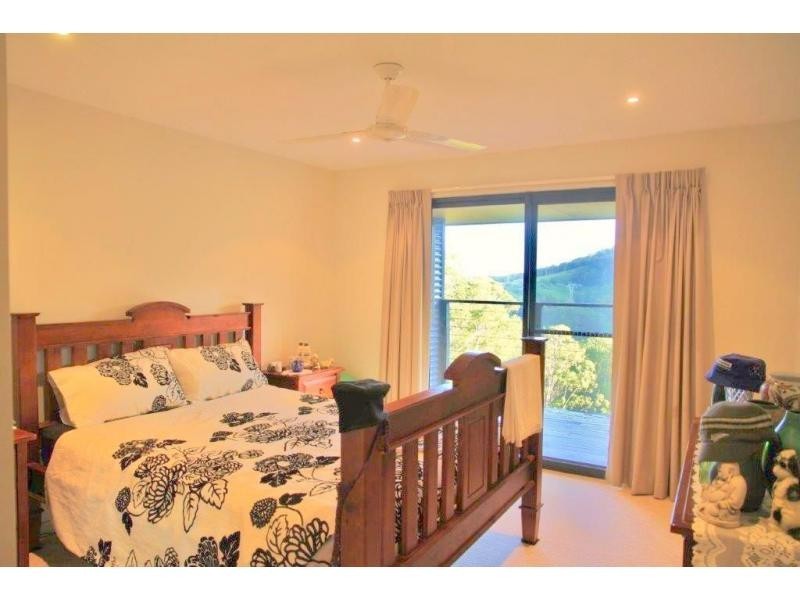 410 Hunchy Road, Hunchy QLD 4555