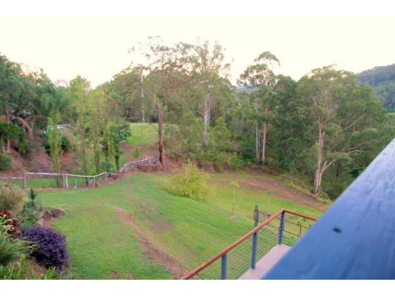 410 Hunchy Road, Hunchy QLD 4555
