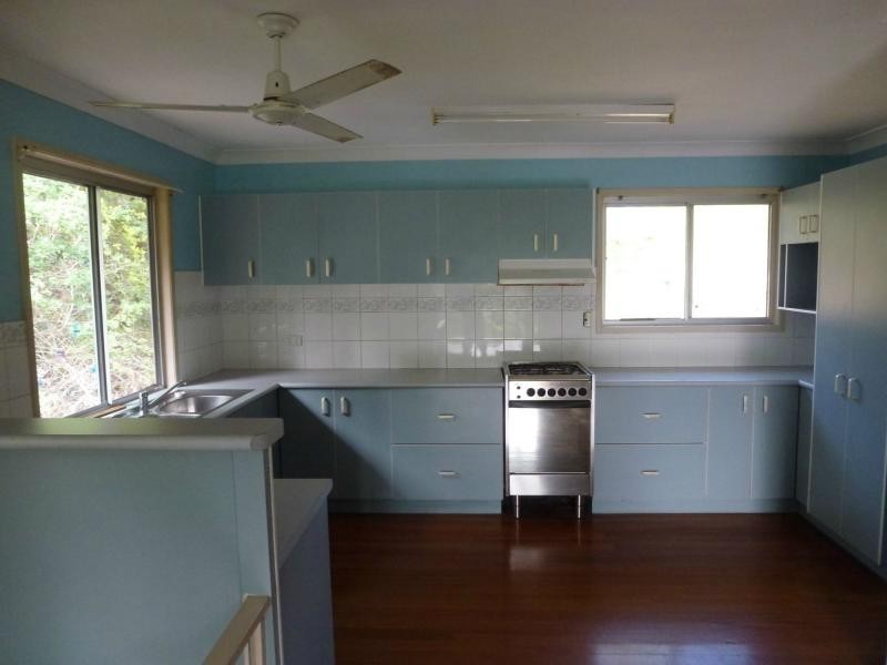 209 Towen Mount Road, Towen Mountain QLD 4560