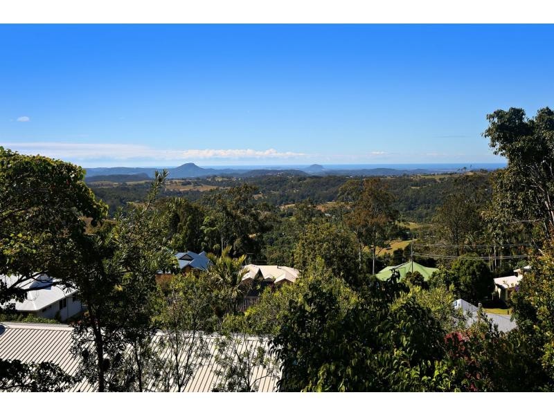 17 Crystal Street, Mapleton QLD 4560