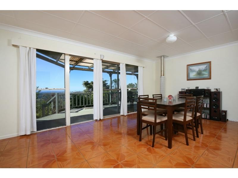 17 Crystal Street, Mapleton QLD 4560