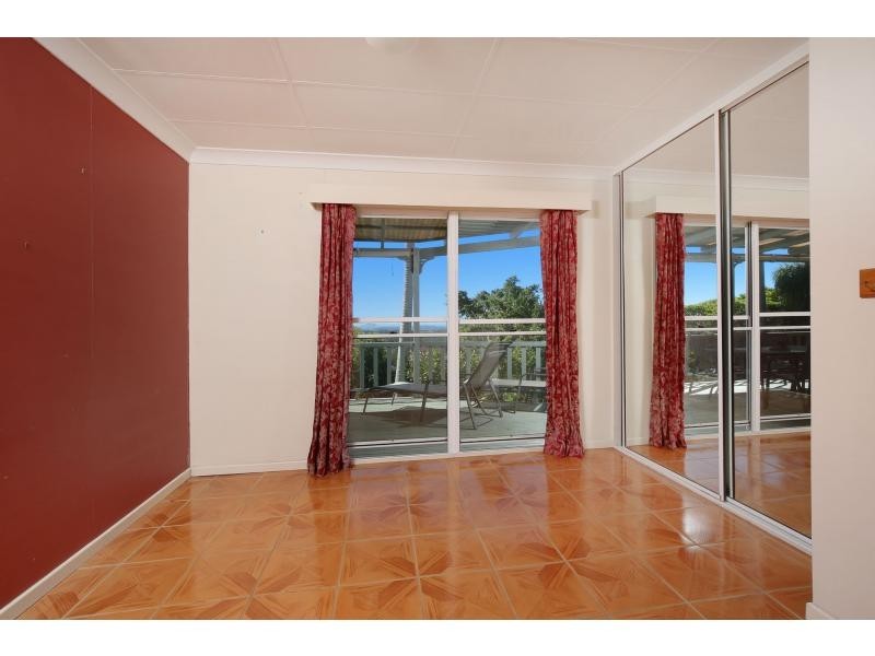 17 Crystal Street, Mapleton QLD 4560