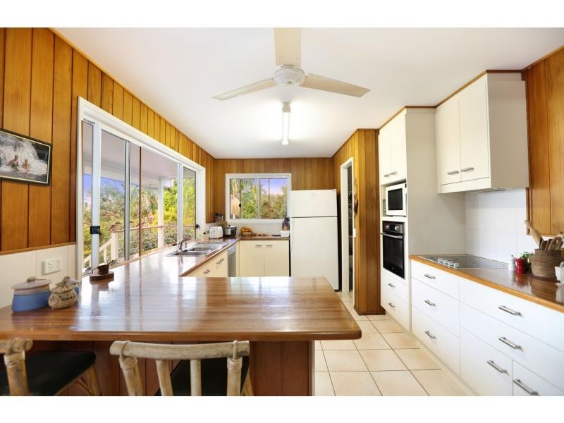 15-17 Towen View Crt, Towen Mountain QLD 4560