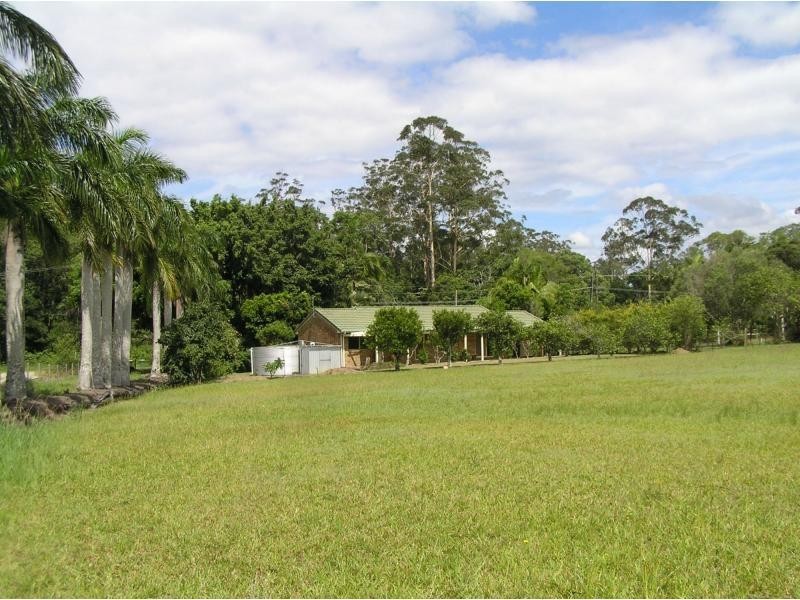 219 Dales Road, Chevallum QLD 4555