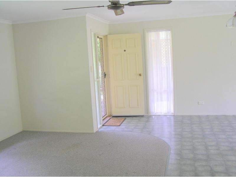 219 Dales Road, Chevallum QLD 4555