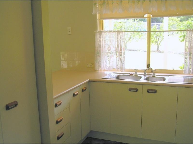 219 Dales Road, Chevallum QLD 4555