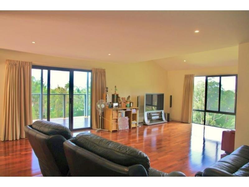 410 Hunchy Road, Hunchy QLD 4555