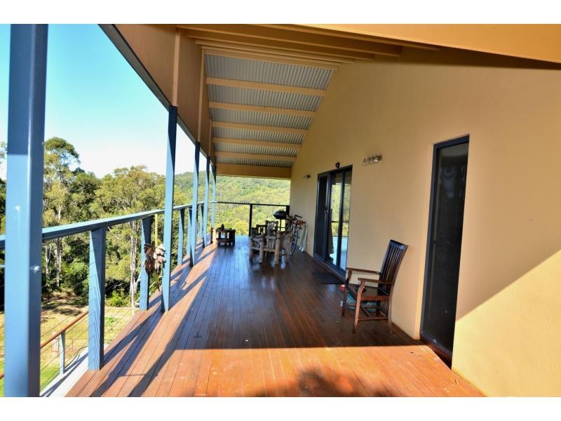 410 Hunchy Road, Hunchy QLD 4555