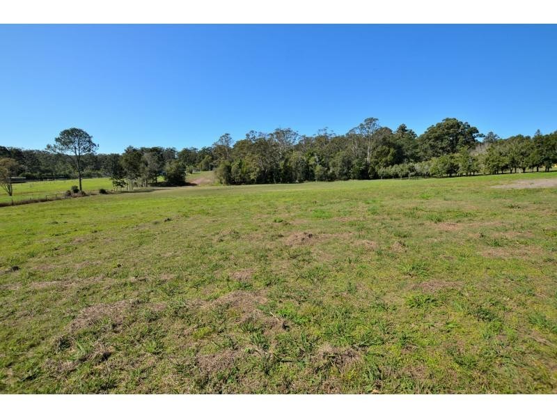 74 Rainforest Road, Chevallum QLD 4555