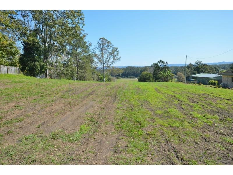 74 Rainforest Road, Chevallum QLD 4555